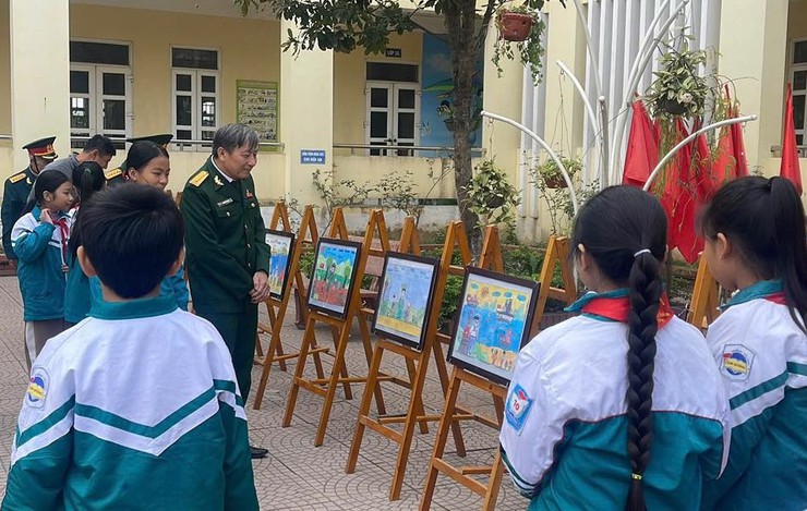 Ứng Hoà, thiết thực nhiều hoạt động chào mừng kỷ niệm 80 năm Ngày thành lập Quân đội nhân dân Việt Nam (22/12/1944 - 22/12/2024)- Ảnh 3. Ứng Hoà, thiết thực nhiều hoạt động chào mừng kỷ niệm 80 năm Ngày thành lập Quân đội nhân dân Việt Nam (22/12/1944 - 22/12/2024)- Ảnh 3.